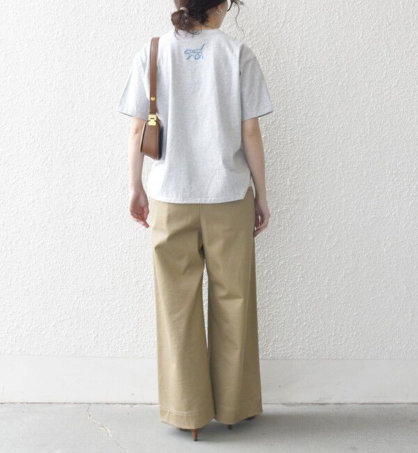 SHIPS any「【SHIPS any別注】Collegiate Pacific:〈洗濯機可能〉V ガゼット プリント & 刺繍 Tシャツ 25SS」|Tシャツ・カットソー|