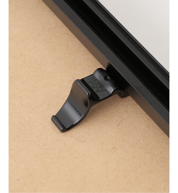 journal standard Furniture「【LOUSIANA POSTER】Mamma Andersson - Lyckokat A3　アートフレーム」|その他|