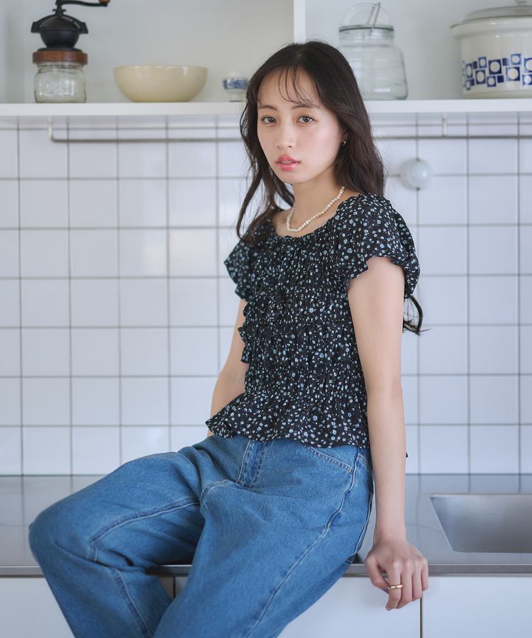 earth music&ecology「フレンチバルーンフリルブラウス」|シャツ・ブラウス|