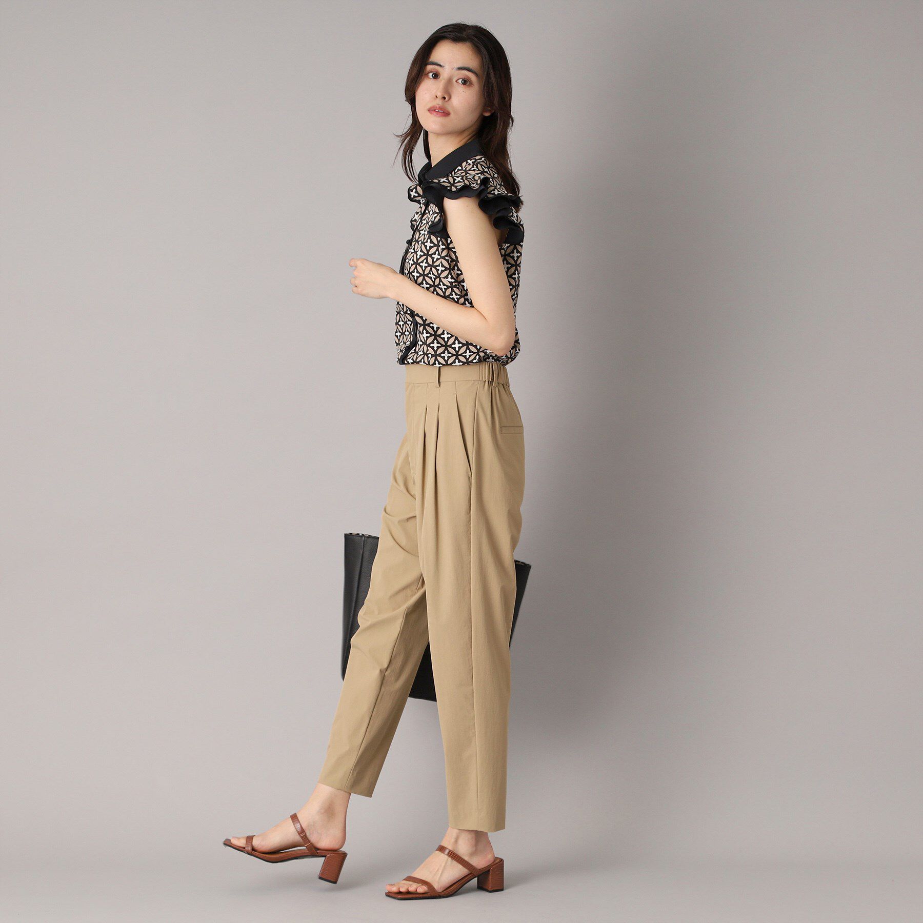 DRESSTERIOR「【再登場/後ろウエストゴム】タックナイロンテーパードパンツ」|その他|