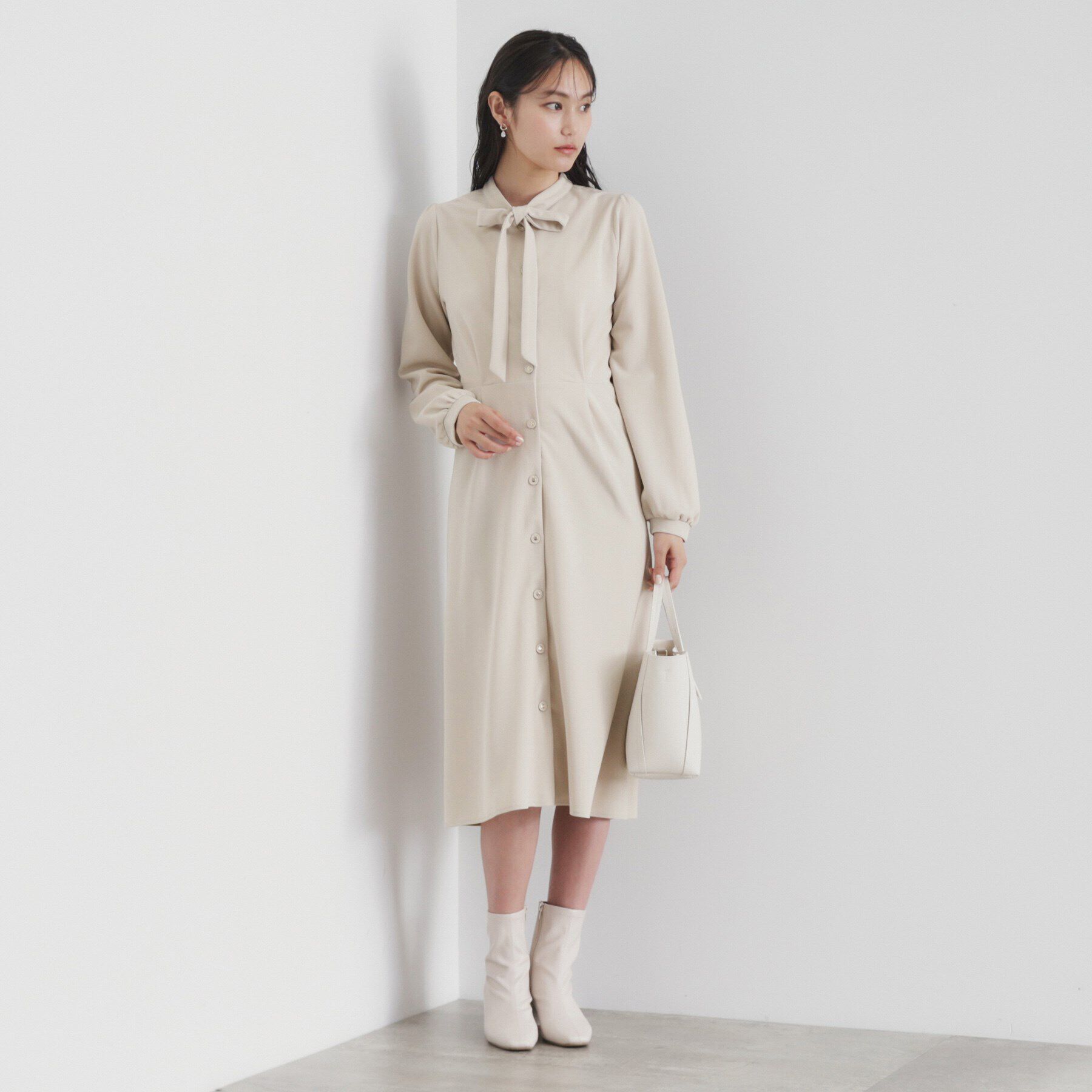 index「ストレッチボウタイワンピース【洗濯機洗い可】」|ワンピース|