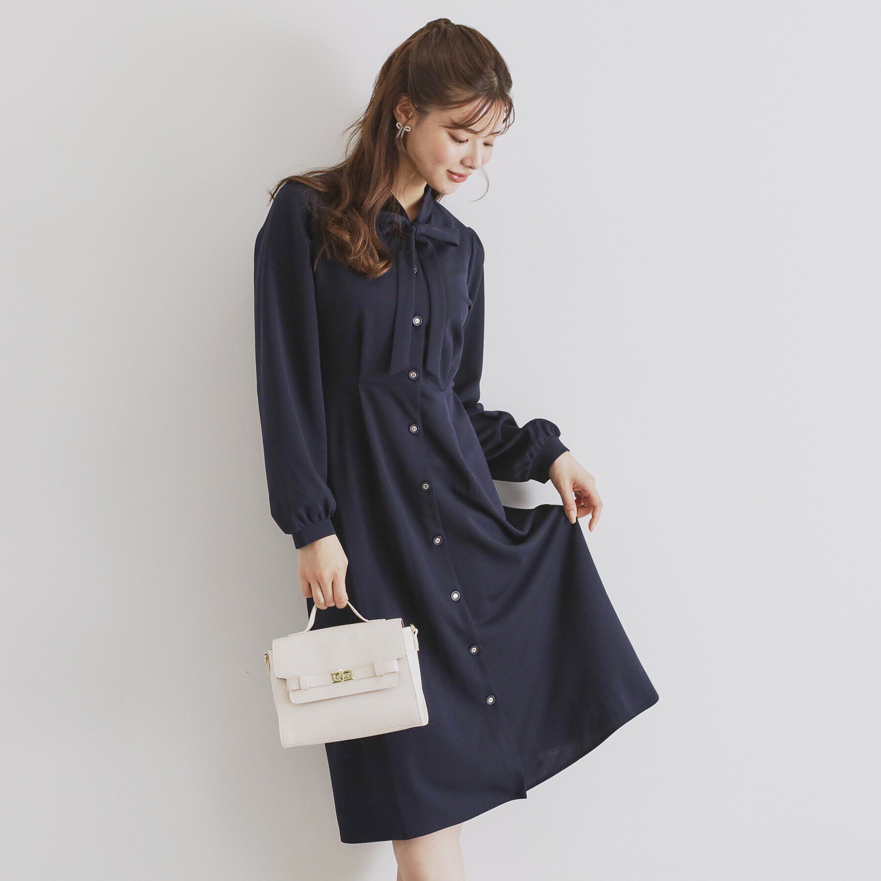 index「ストレッチボウタイワンピース【洗濯機洗い可】」|ワンピース|