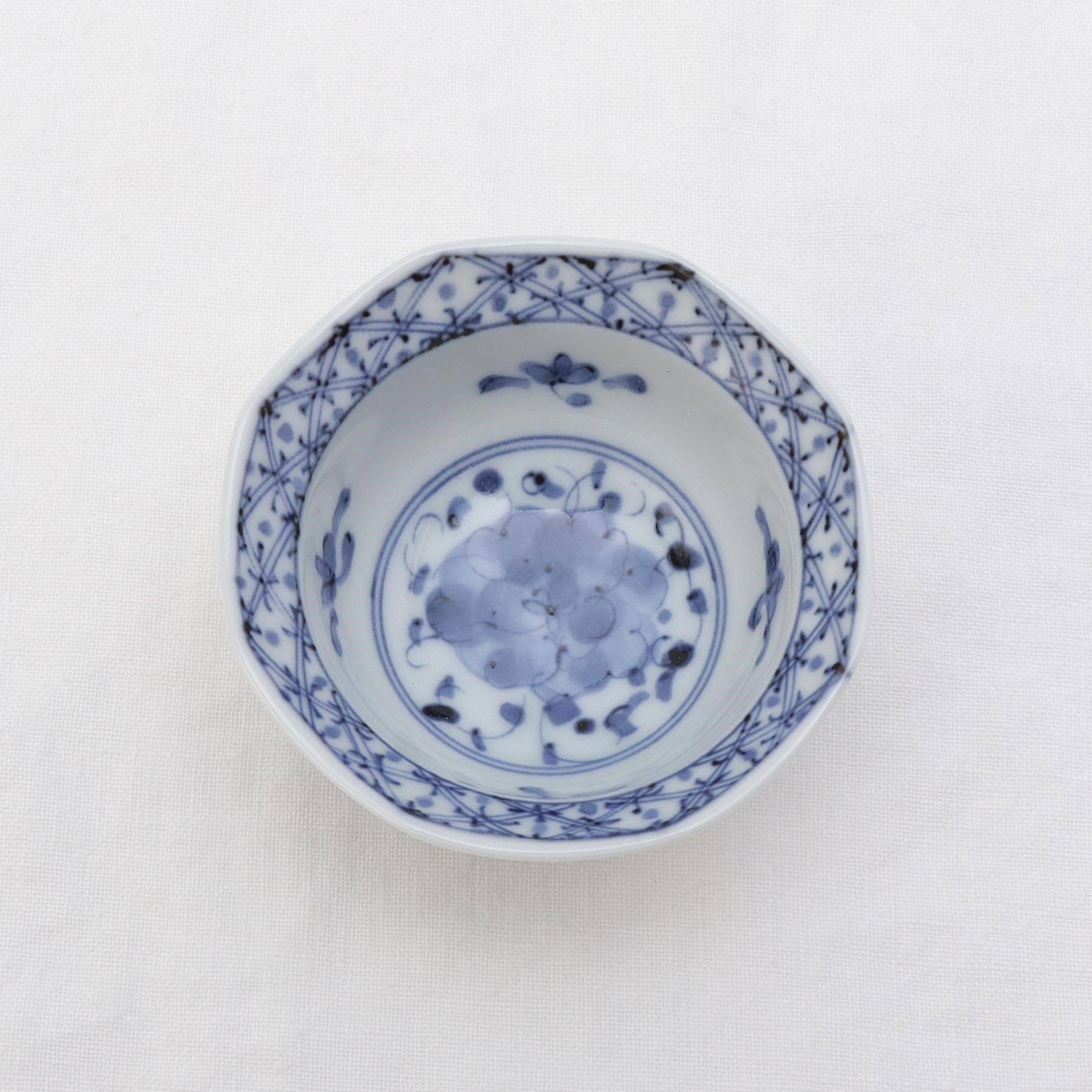 212 KITCHEN STORE「藍凛堂 八角珍味鉢 格子花紋」|食器・キッチングッズ|