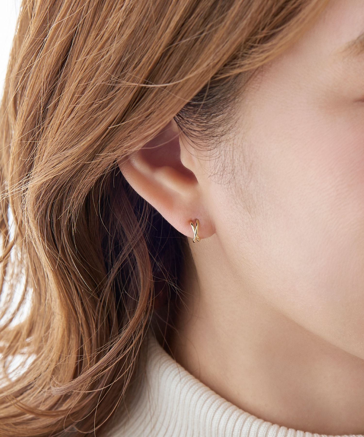 Phoebe「【 K10 】クロッシングピアス/BOX付き」|ピアス|