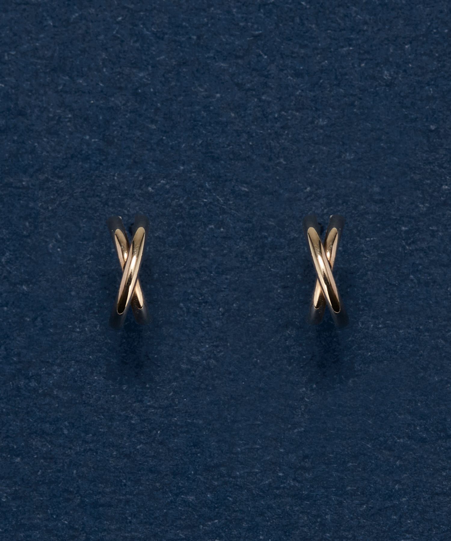 Phoebe「【 K10 】クロッシングピアス/BOX付き」|ピアス|