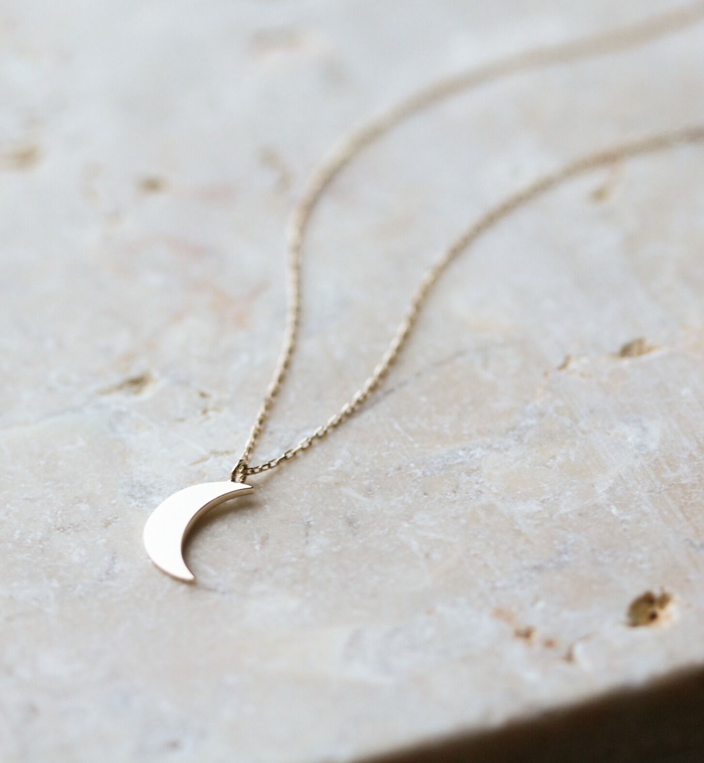  「ゴールド ムーン ネックレス | K10YG」|ネックレス|