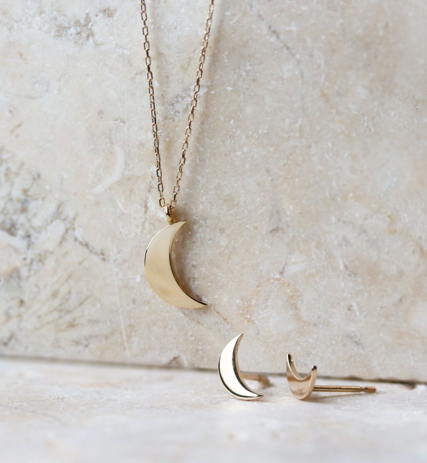  「ゴールド ムーン ネックレス | K10YG」|ネックレス|