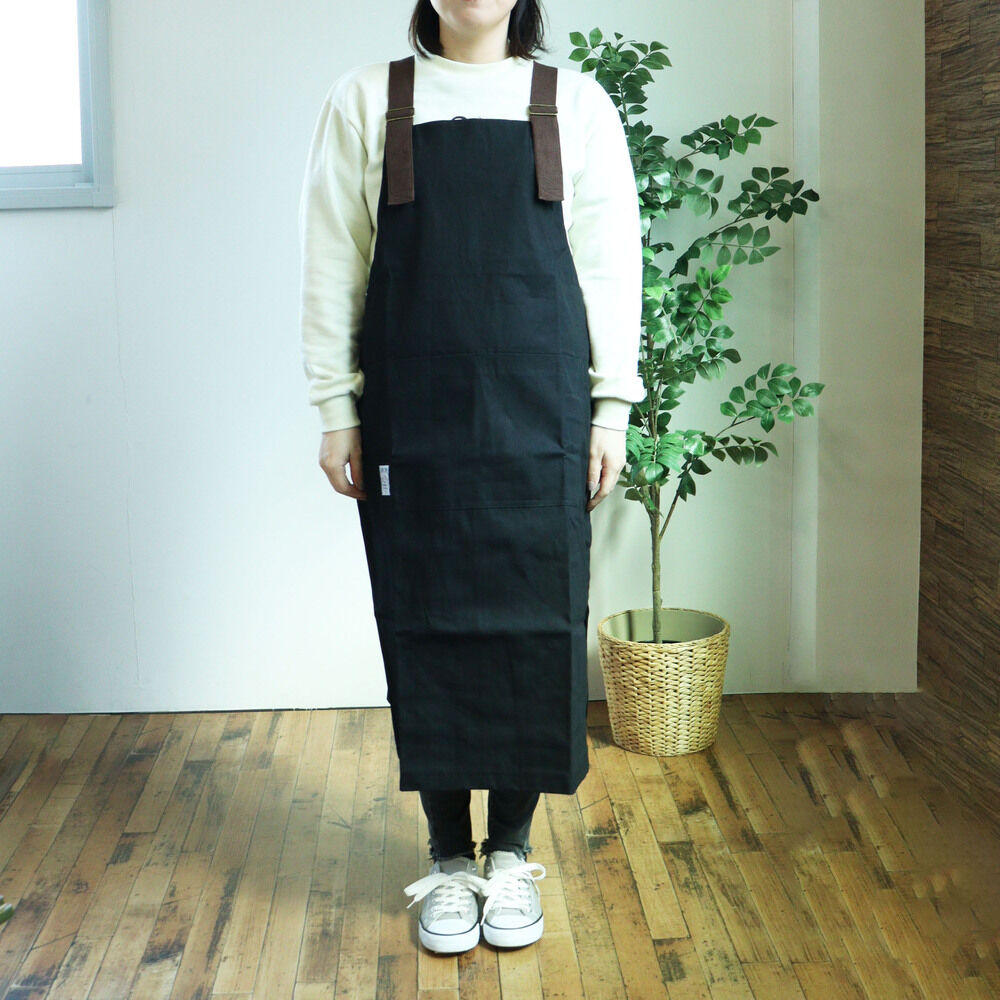 BACKYARD FAMILY「エプロン ロング丈サイズ 通販 ワークエプロン ロングエプロン 保育士 メンズ レディース 男性用」|その他|ブラック1
