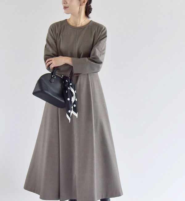 quaranciel「quaranciel:〈洗濯機可能〉クルーネック フレア ワンピース」|ワンピース|