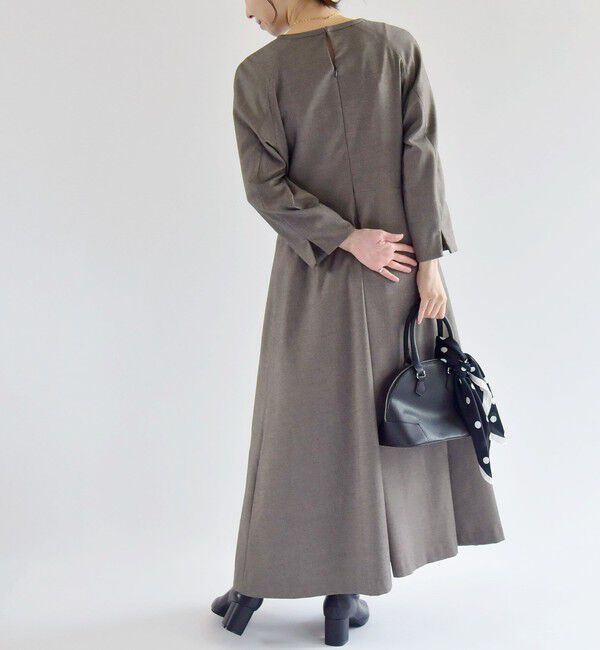 quaranciel「quaranciel:〈洗濯機可能〉クルーネック フレア ワンピース」|ワンピース|