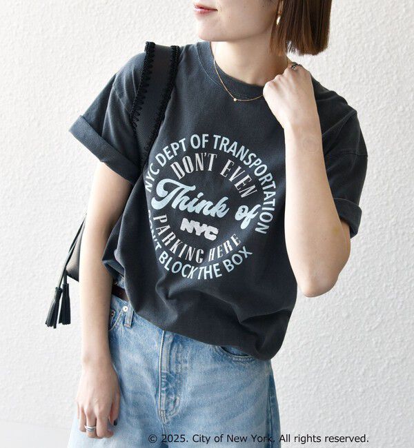 SHIPS any「GOOD ROCK SPEED:〈洗濯機可能〉NYC ラウンド ロゴ プリント TEE」|Tシャツ・カットソー|チャコールグレー