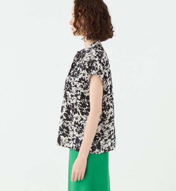 Ballsey「モノクロームフラワープリント ピンタックフレンチスリーブブラウス」|シャツ・ブラウス|