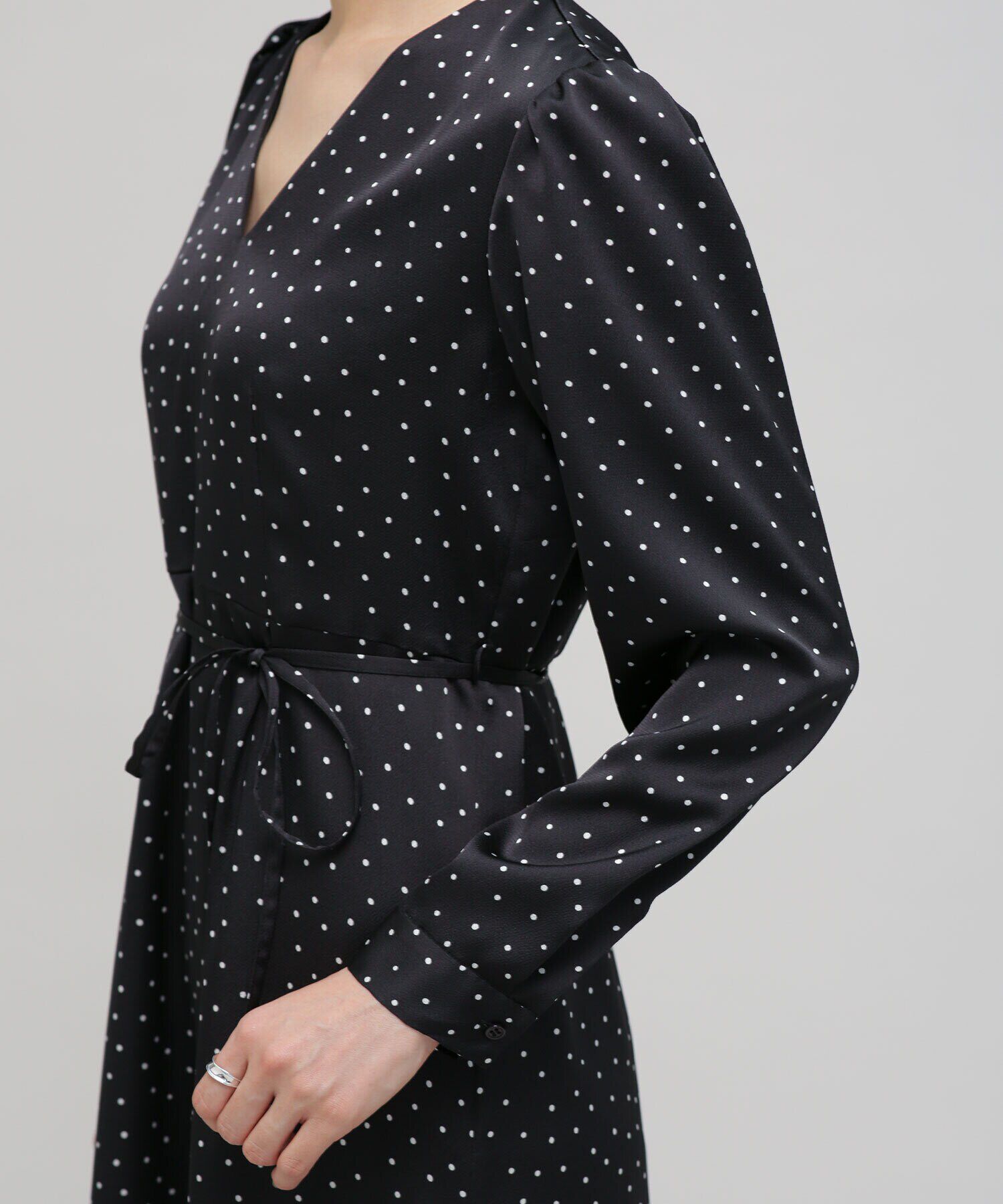 nano･universe「LB.03/ドットVネックワンピース」|ワンピース|