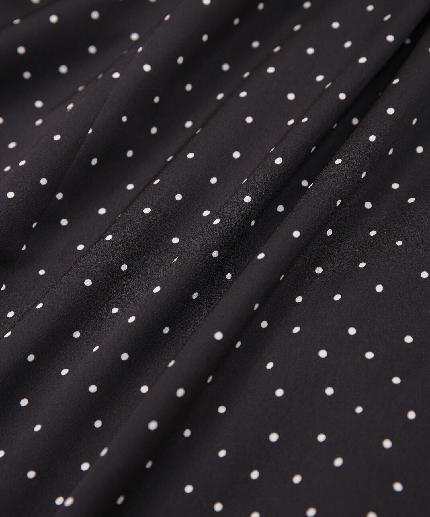 nano･universe「LB.03/ドットVネックワンピース」|ワンピース|