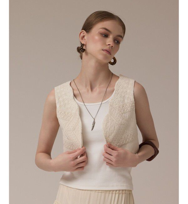 GRACE CONTINENTAL「エンブロイダリージレ」|ベスト・ジレ|