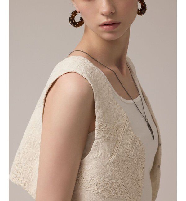 GRACE CONTINENTAL「エンブロイダリージレ」|ベスト・ジレ|