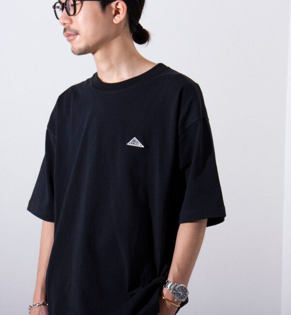 GLOSTER「【KELTY&times;GLOSTER】別注 バックタイポロゴプリントTシャツ ワンポイントワッペン」|Tシャツ・カットソー|