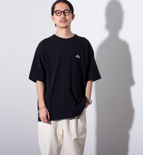 GLOSTER「【KELTY&times;GLOSTER】別注 バックタイポロゴプリントTシャツ ワンポイントワッペン」|Tシャツ・カットソー|