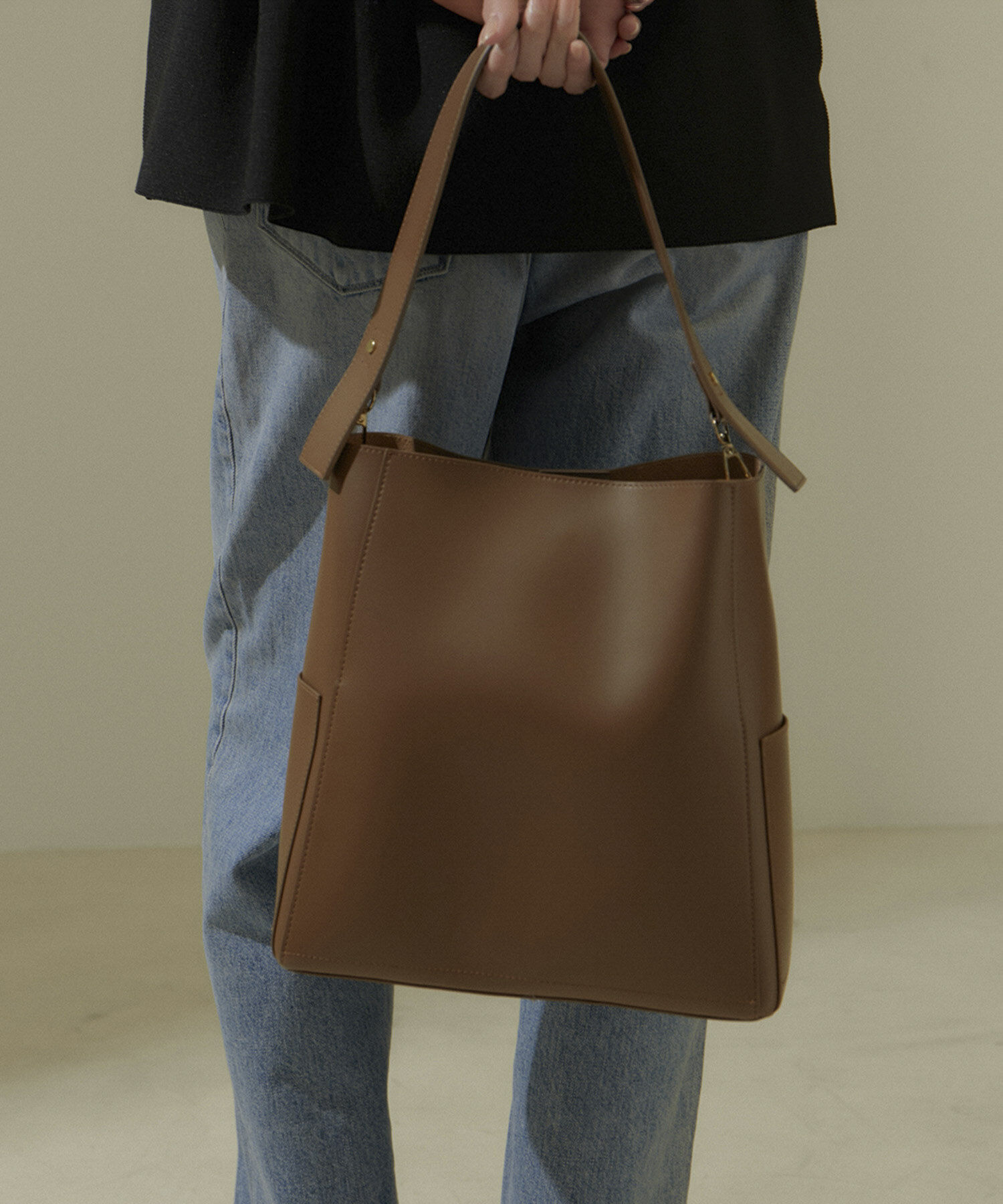 SALON adam et rope'「[ご好評につき追加決定]【WEB限定】ダブルポケットワンハンドルバッグ4」|トートバッグ|