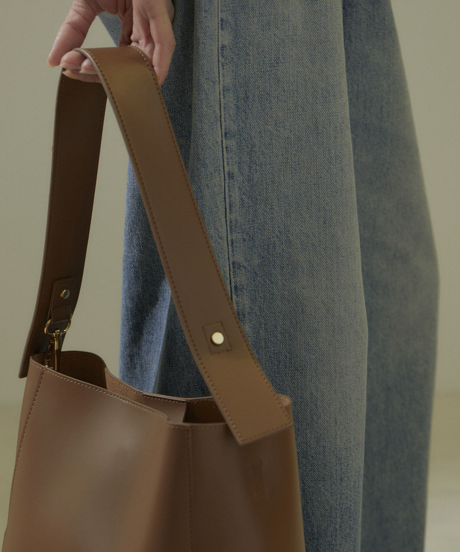 SALON adam et rope'「[ご好評につき追加決定]【WEB限定】ダブルポケットワンハンドルバッグ4」|トートバッグ|