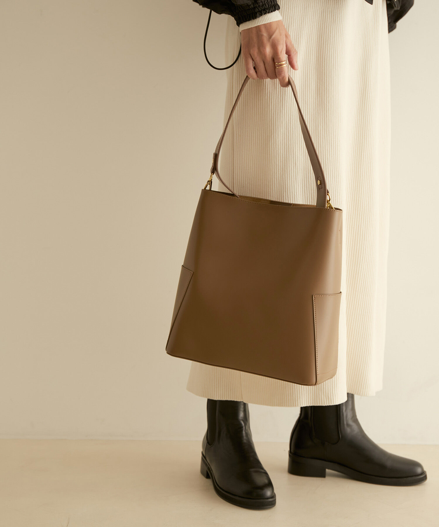 SALON adam et rope'「[ご好評につき追加決定]【WEB限定】ダブルポケットワンハンドルバッグ4」|トートバッグ|