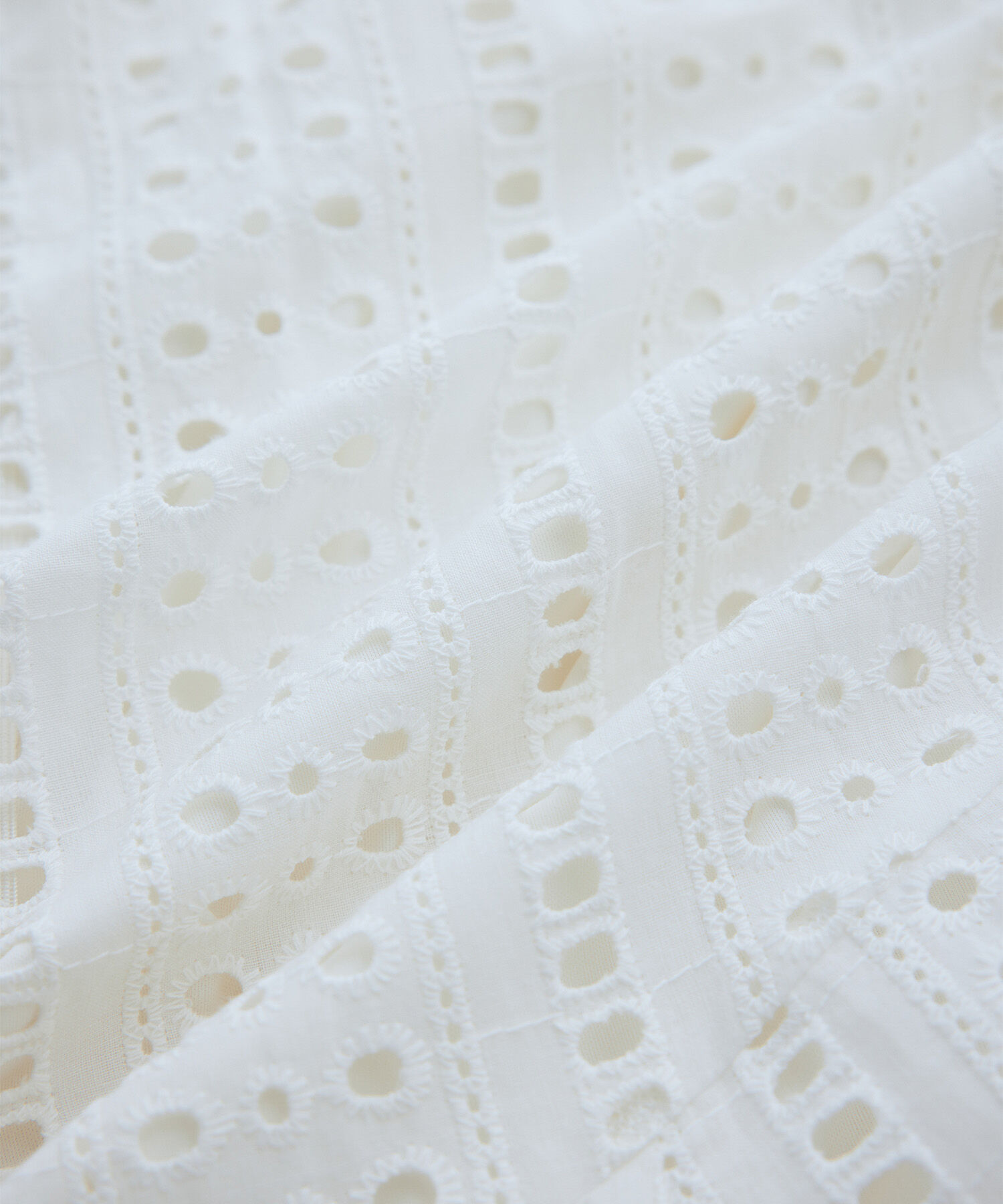 vis-a-vis「【WEB限定】エンブロイダリーレーススリットマーメイドスカート【セットアップ対応】【ワンピースみせ】」|スカート|