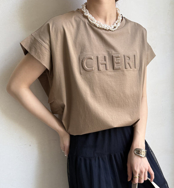  「【WEB限定】CHERIエンボスロゴTEE」|Tシャツ・カットソー|ベージュ