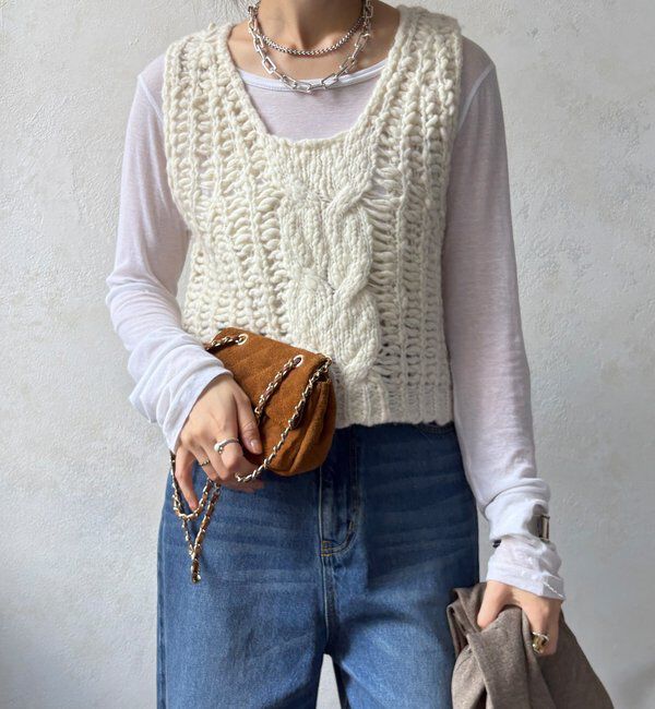  「【WEB限定】ケーブル編みローゲージニットベスト」|ニット・セーター|