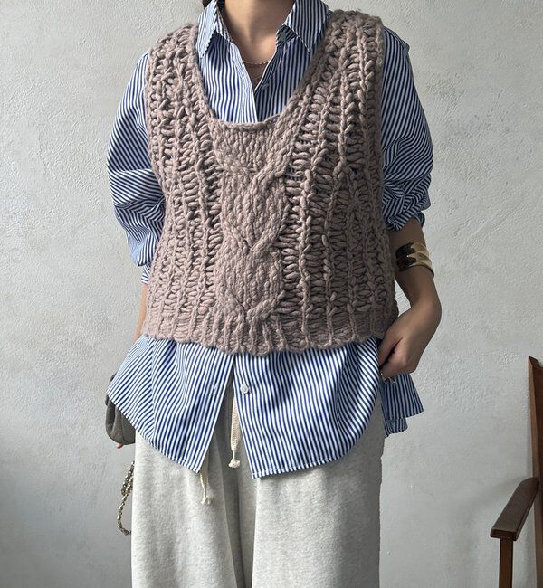  「【WEB限定】ケーブル編みローゲージニットベスト」|ニット・セーター|