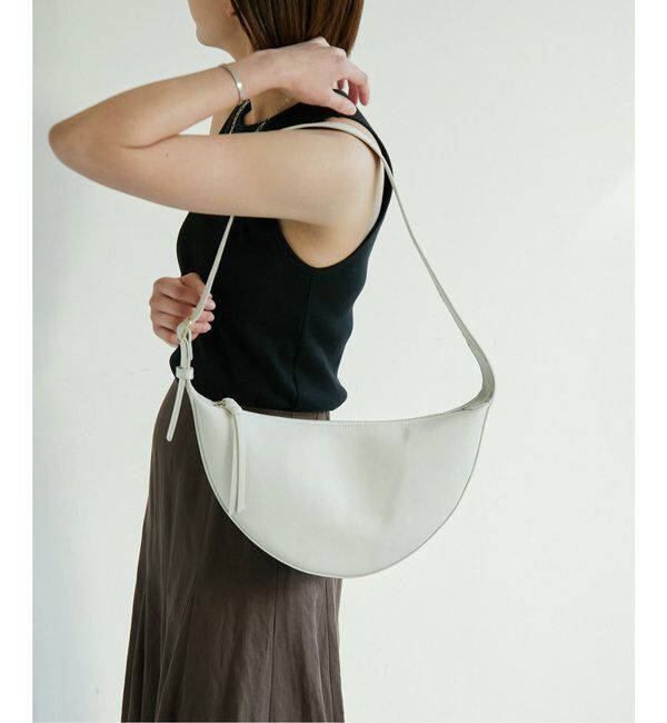 2.718「【リクエスト多数！オフホワイトが再入荷】【2.718】スリーククロスボディバッグ」|ショルダー・メッセンジャー|