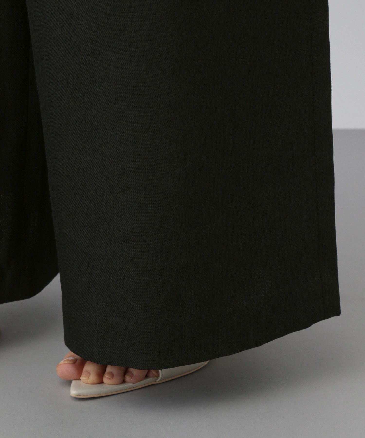 A part by 「ベルトツキワイドパンツ」|スラックス|