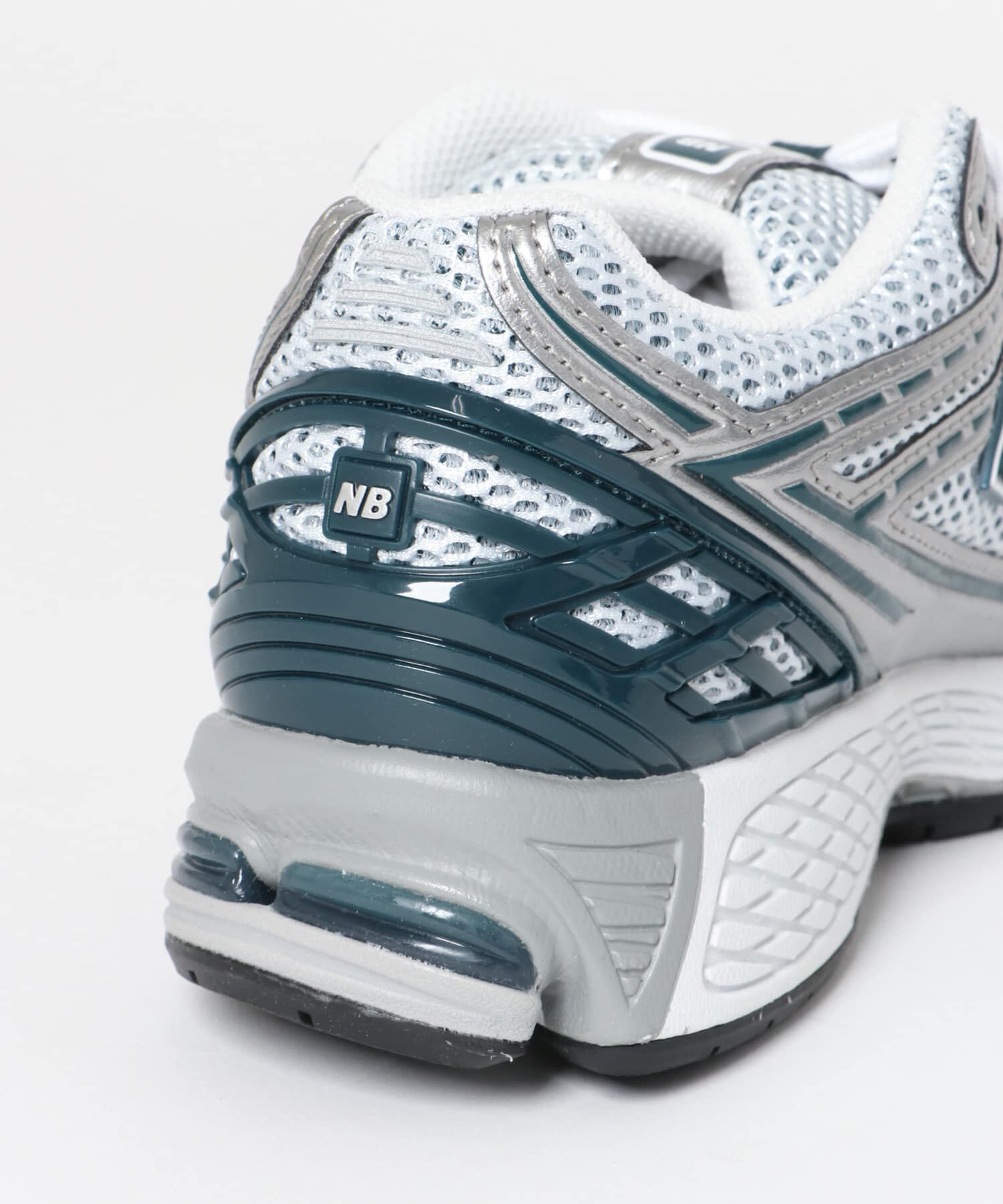 URBAN RESEARCH DOORS「NEW BALANCE　1906R」|スニーカー|