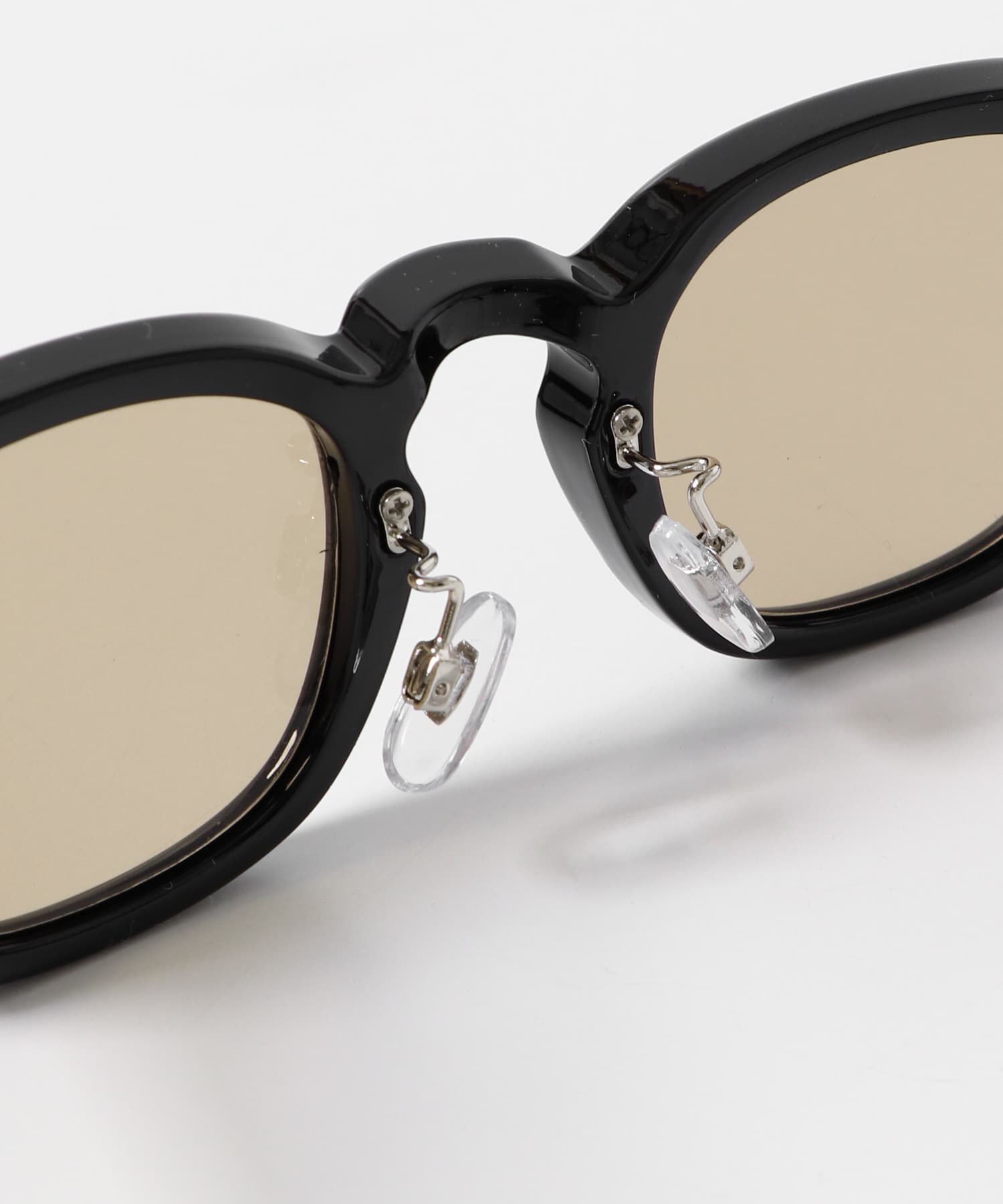 URBAN RESEARCH DOORS「noeyedia　サングラスNE452」|メガネ|