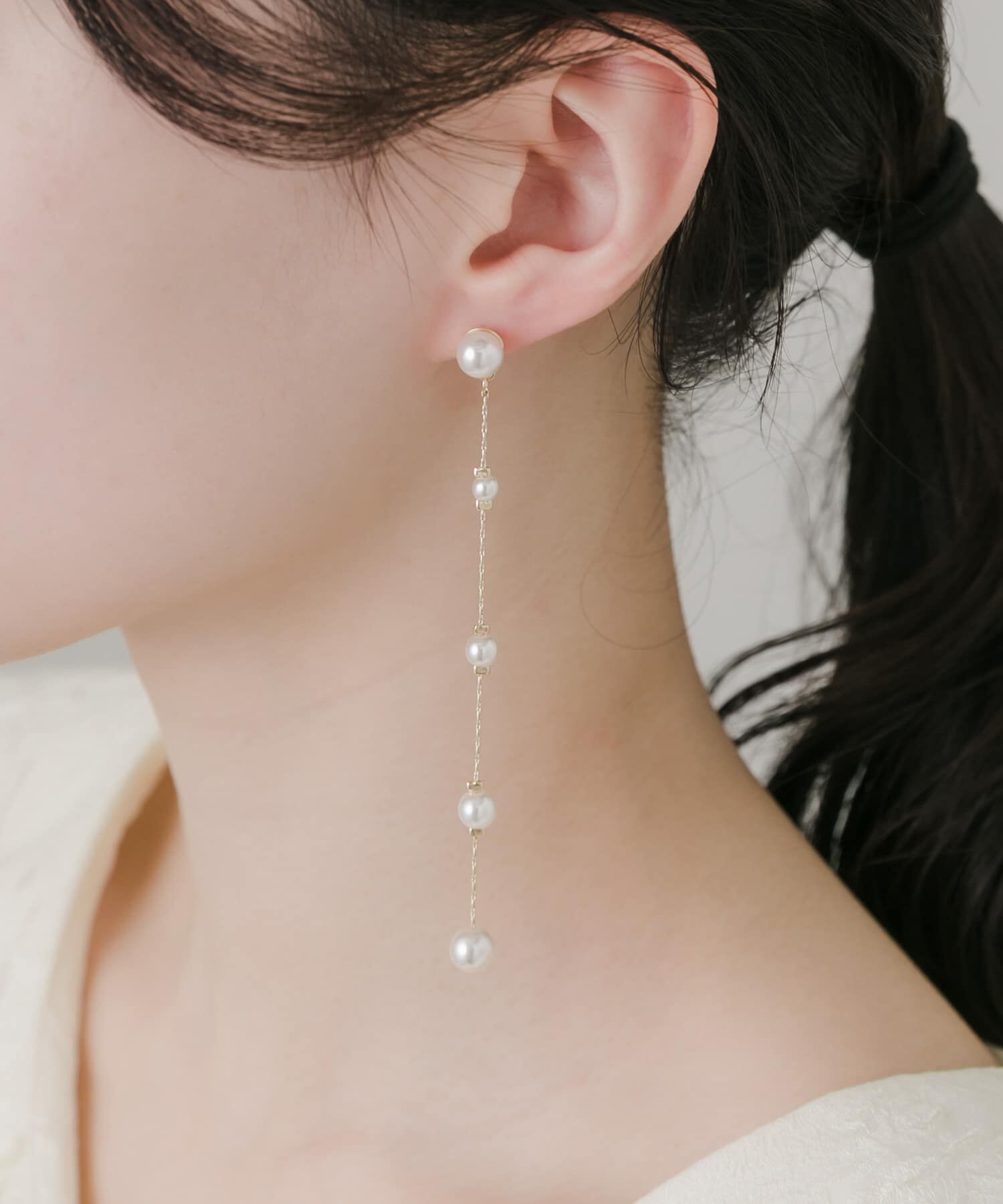 SMELLY「パールロングチェーンピアス」|ピアス|ゴールド系その他