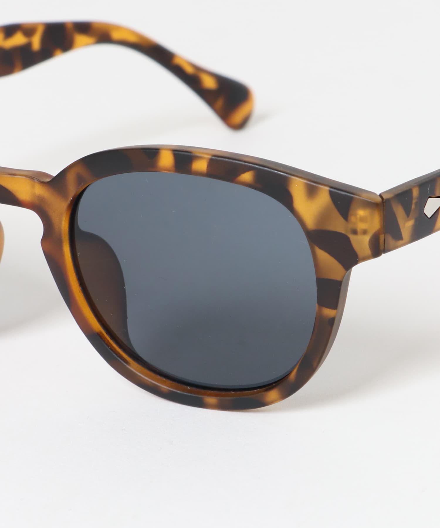 SMELLY「ウェリントンマットサングラス」|メガネ|