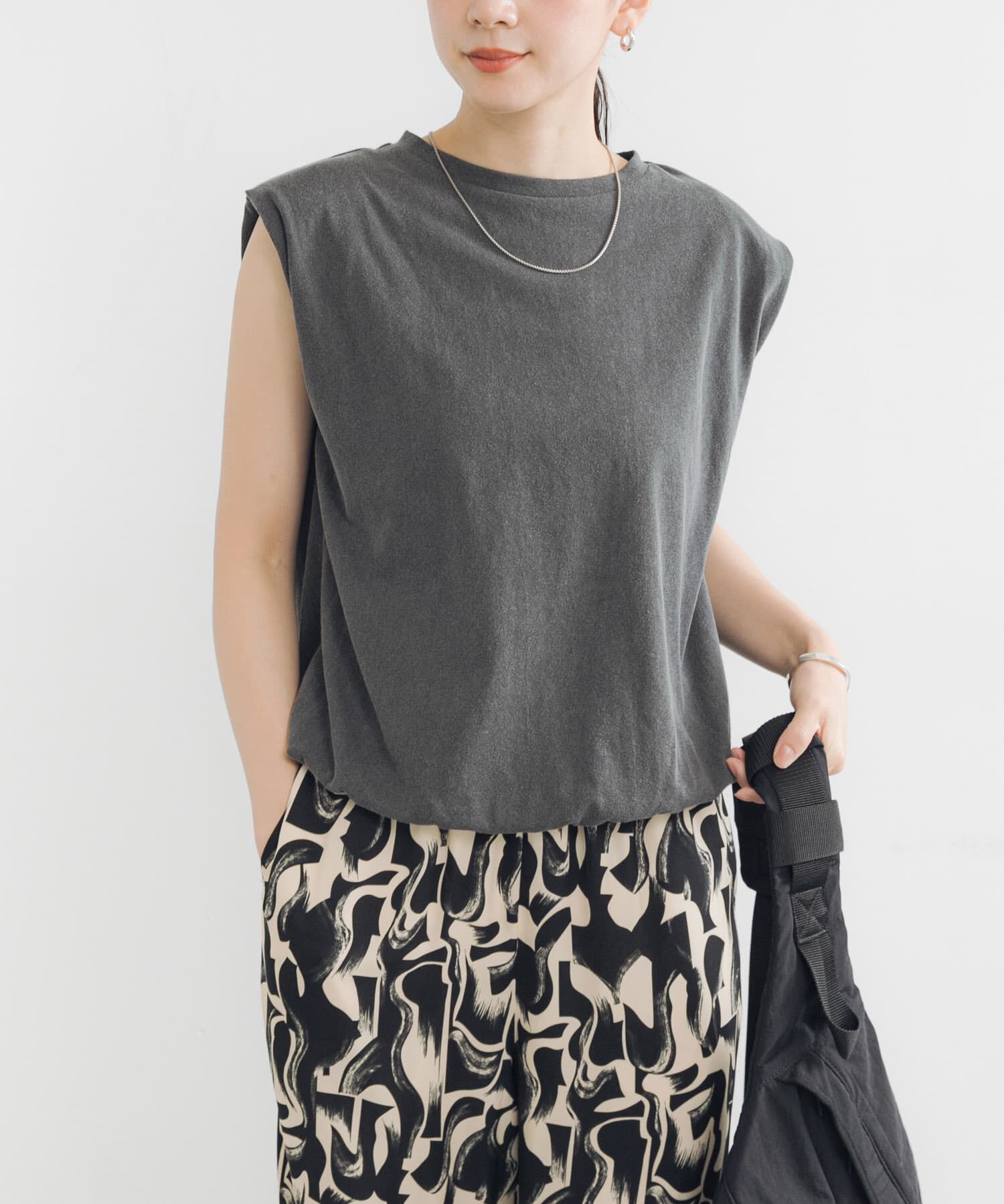 URBAN RESEARCH「ショルダーパッドカットソー」|Tシャツ・カットソー|