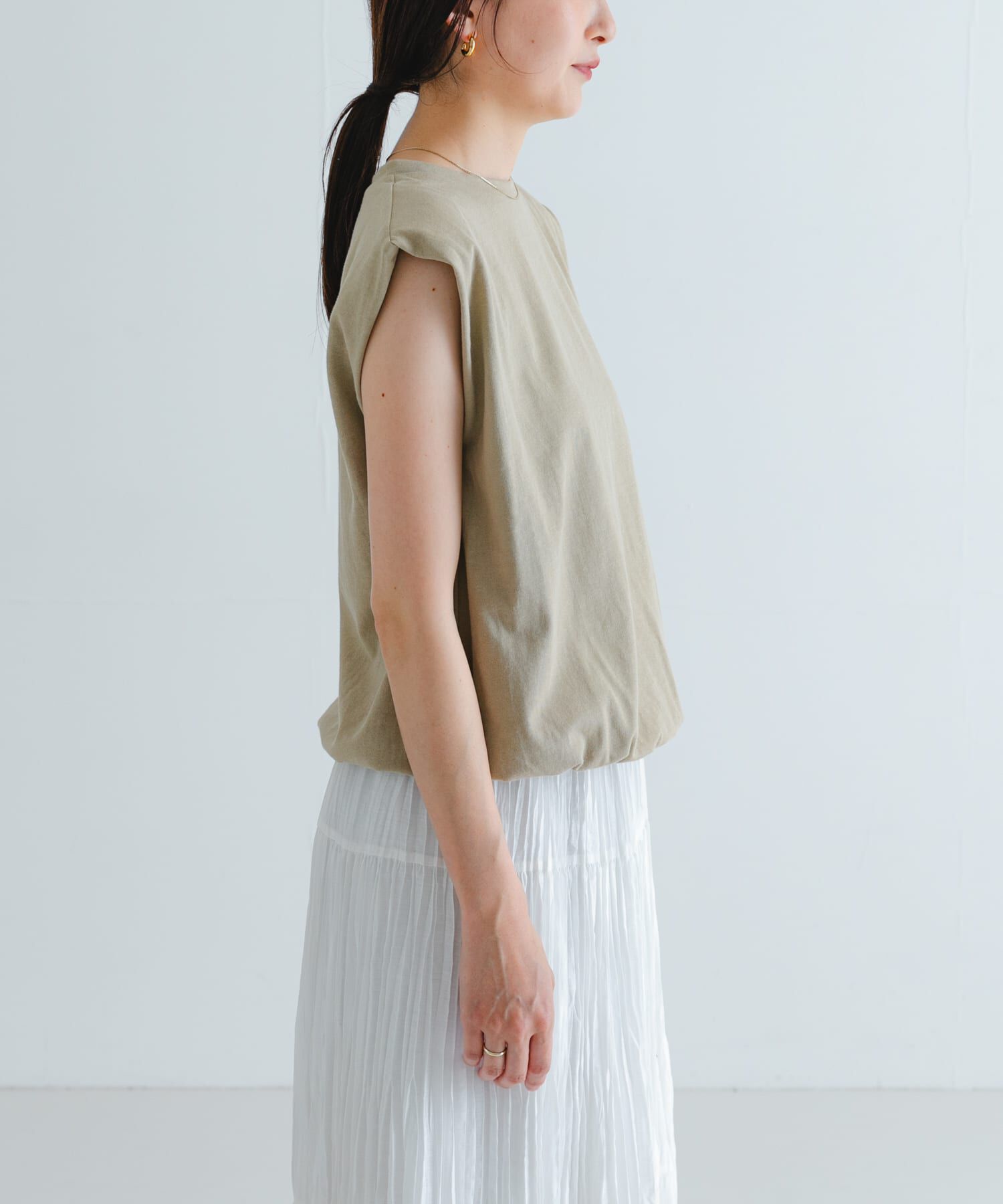 URBAN RESEARCH「ショルダーパッドカットソー」|Tシャツ・カットソー|