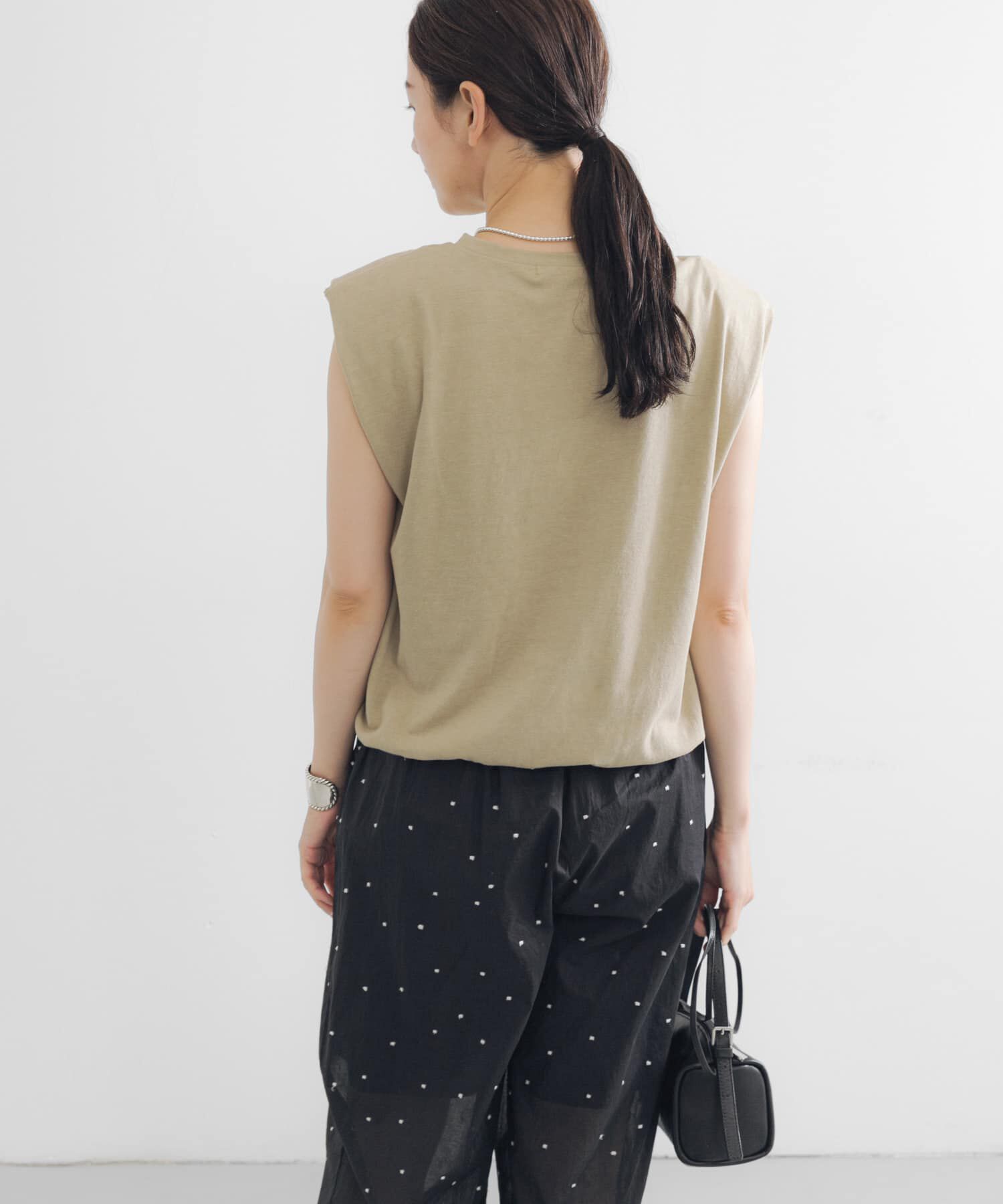 URBAN RESEARCH「ショルダーパッドカットソー」|Tシャツ・カットソー|