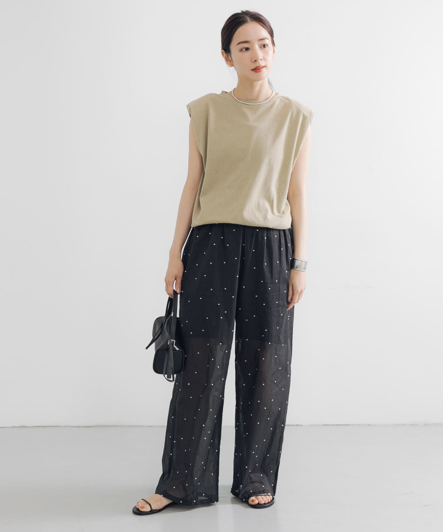 URBAN RESEARCH「ショルダーパッドカットソー」|Tシャツ・カットソー|