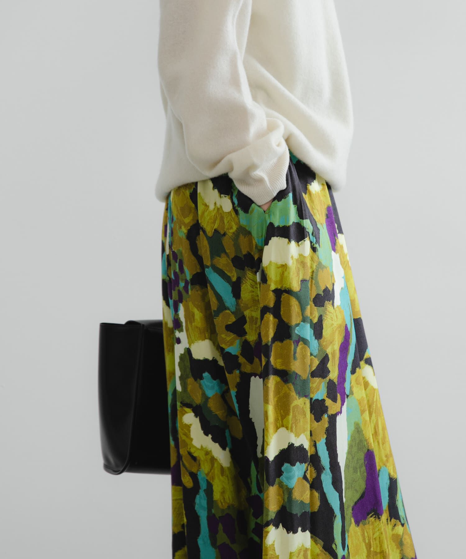 URBAN RESEARCH「『WEB限定』アートフラワープリントギャザースカート」|スカート|