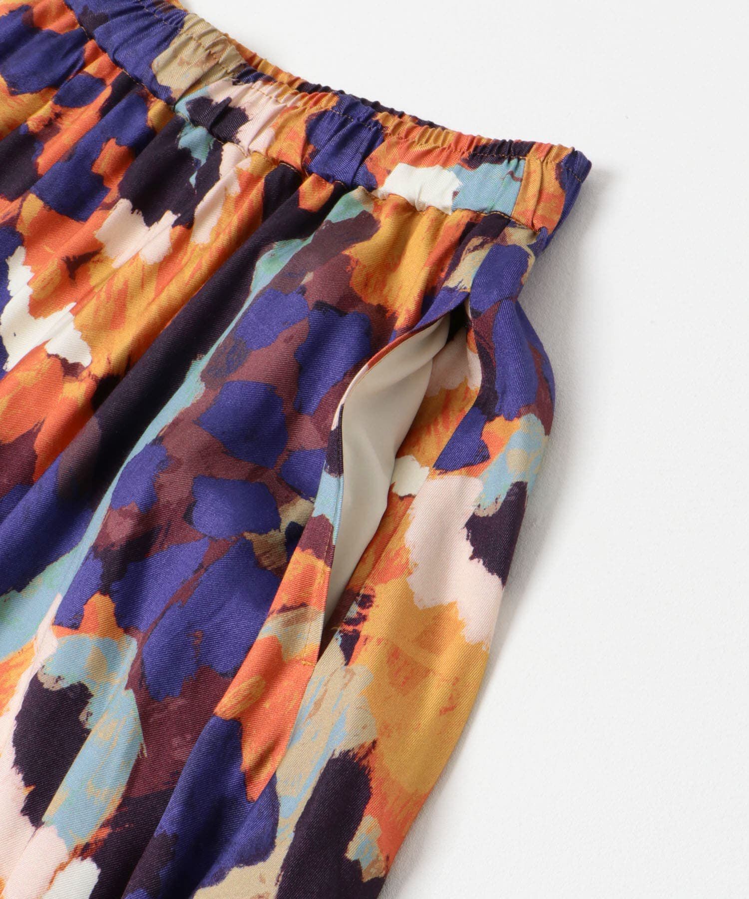 URBAN RESEARCH「『WEB限定』アートフラワープリントギャザースカート」|スカート|