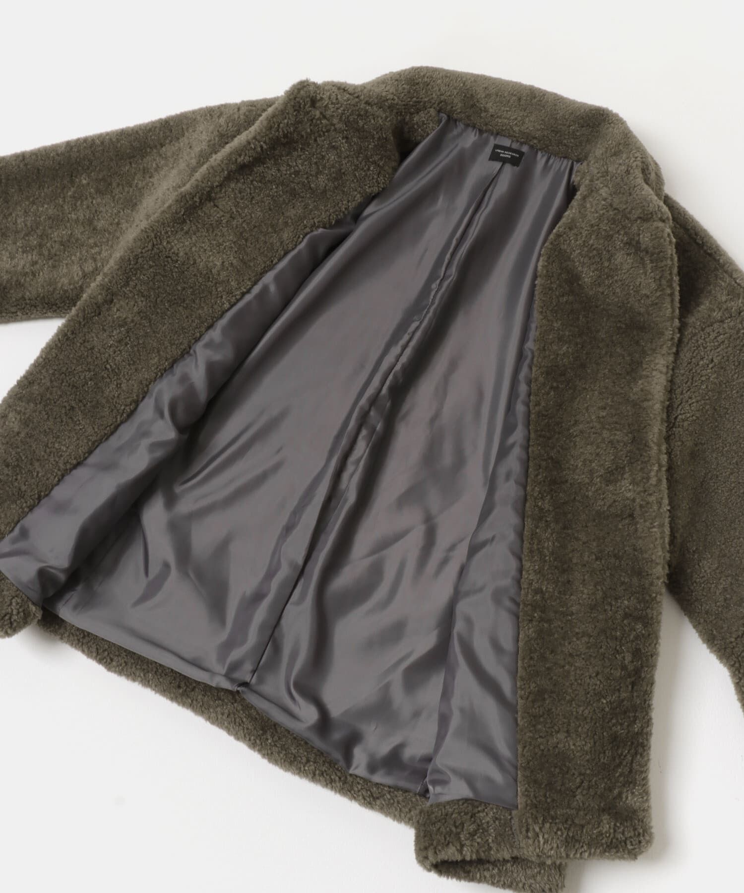 URBAN RESEARCH DOORS「コクーンシルエットボアコート」|ノーカラーコート|