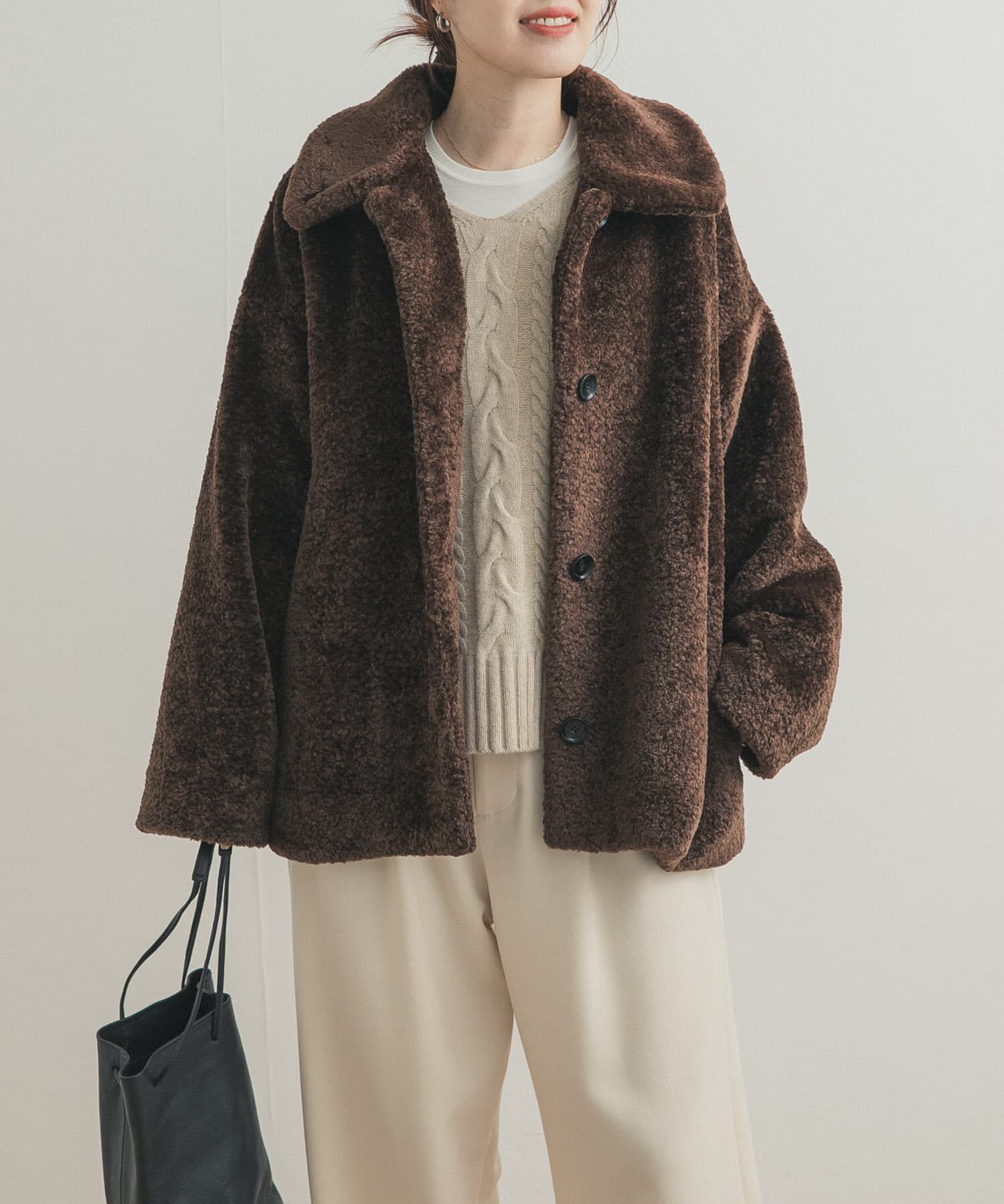 URBAN RESEARCH DOORS「コクーンシルエットボアコート」|ノーカラーコート|