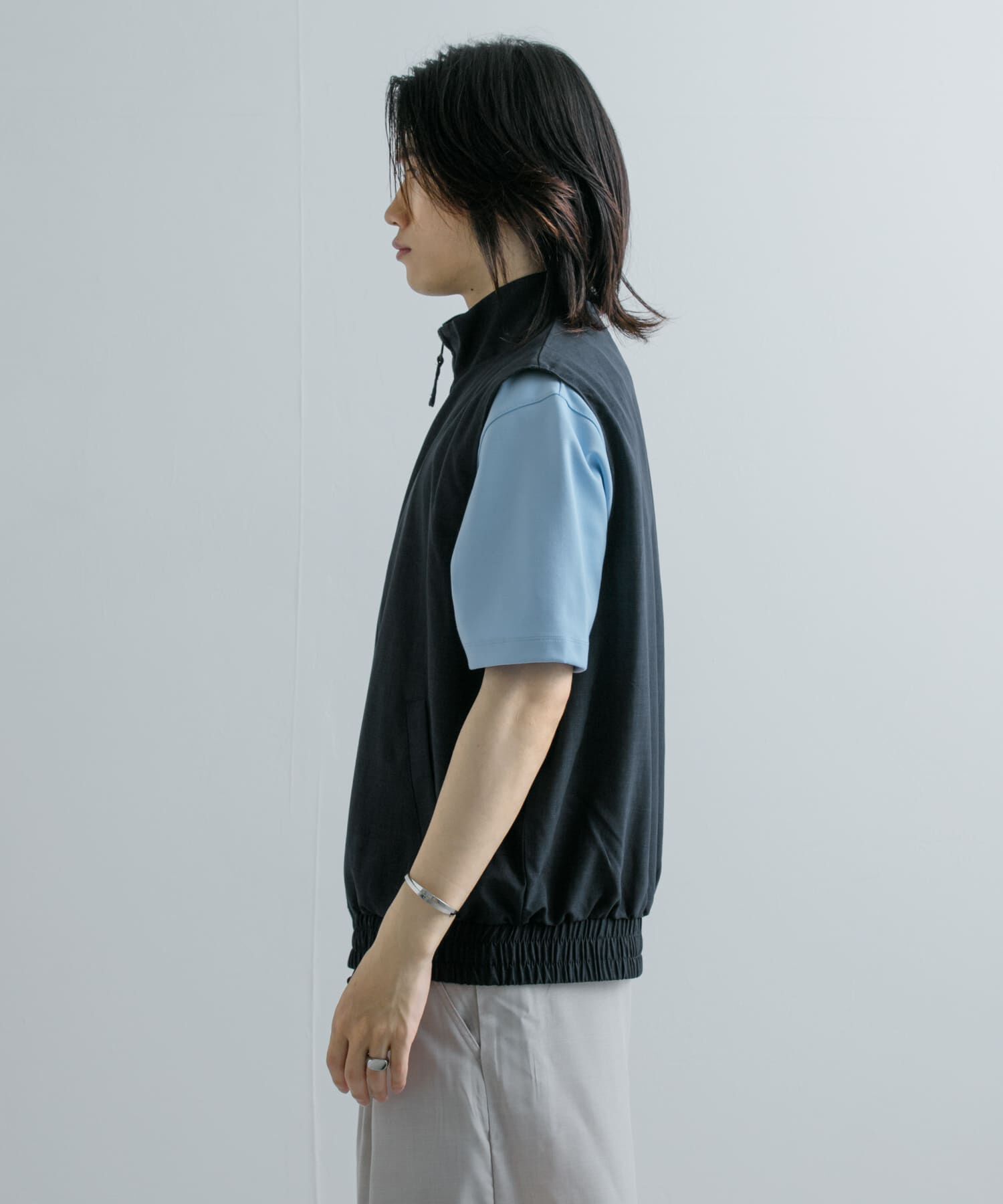 SENSE OF PLACE by URBAN RESEARCH「『ｲｰｼﾞｰｹｱ/ｾｯﾄｱｯﾌﾟ対応』ﾘﾈﾝﾗｲｸｽﾀﾝﾄﾞｶﾗｰW  」|ベスト・ジレ|