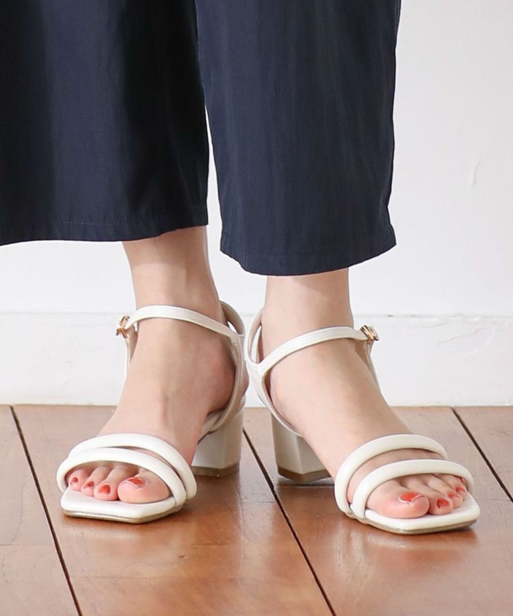 armonia「ETS.スクエアトゥアンクルストラップサンダル」|サンダル|Ivory