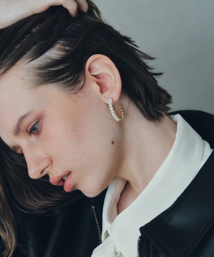 YECCA VECCA「メタルボールフープピアス」|ピアス|