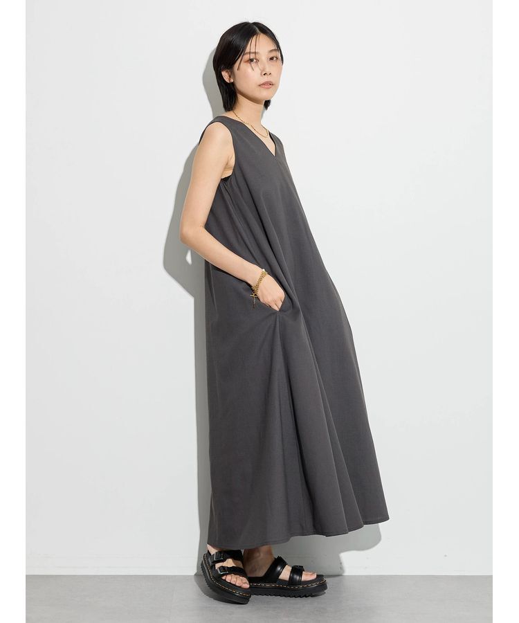 GARAGE OF GOOD CLOTHING「スリーブレスマキシワンピース」|ワンピース|Charcoal Gray