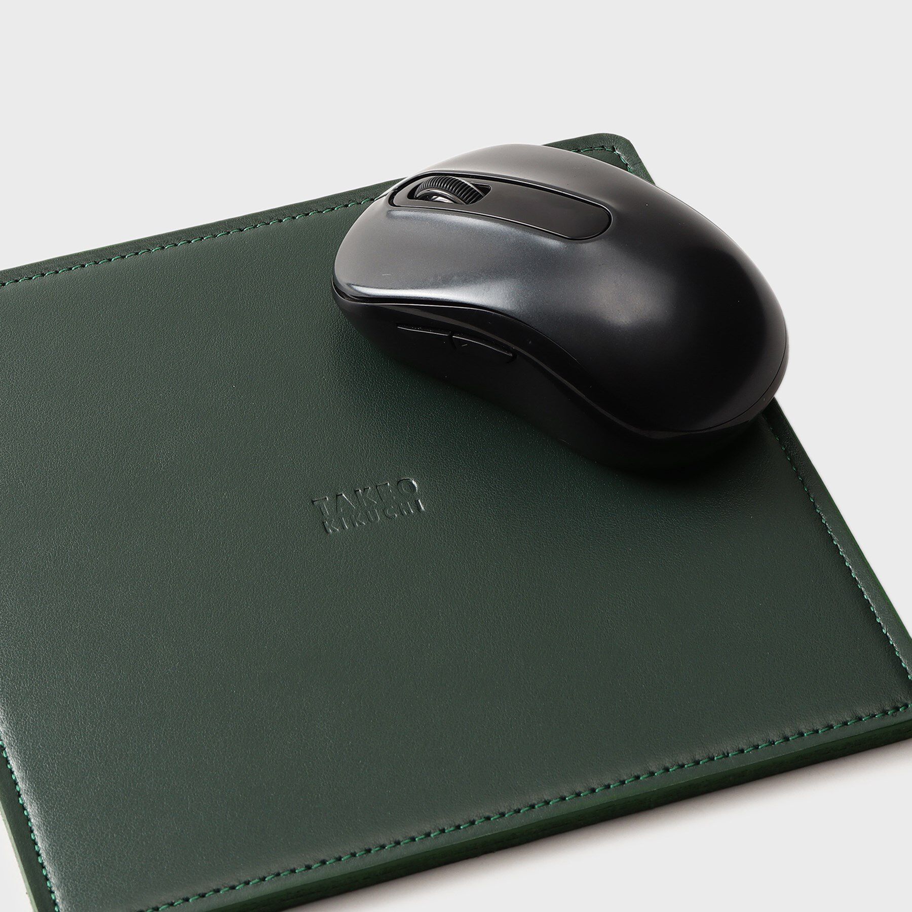 TAKEO KIKUCHI「【MADE IN JAPAN】レザーマウスパッド」|モバイルケース|