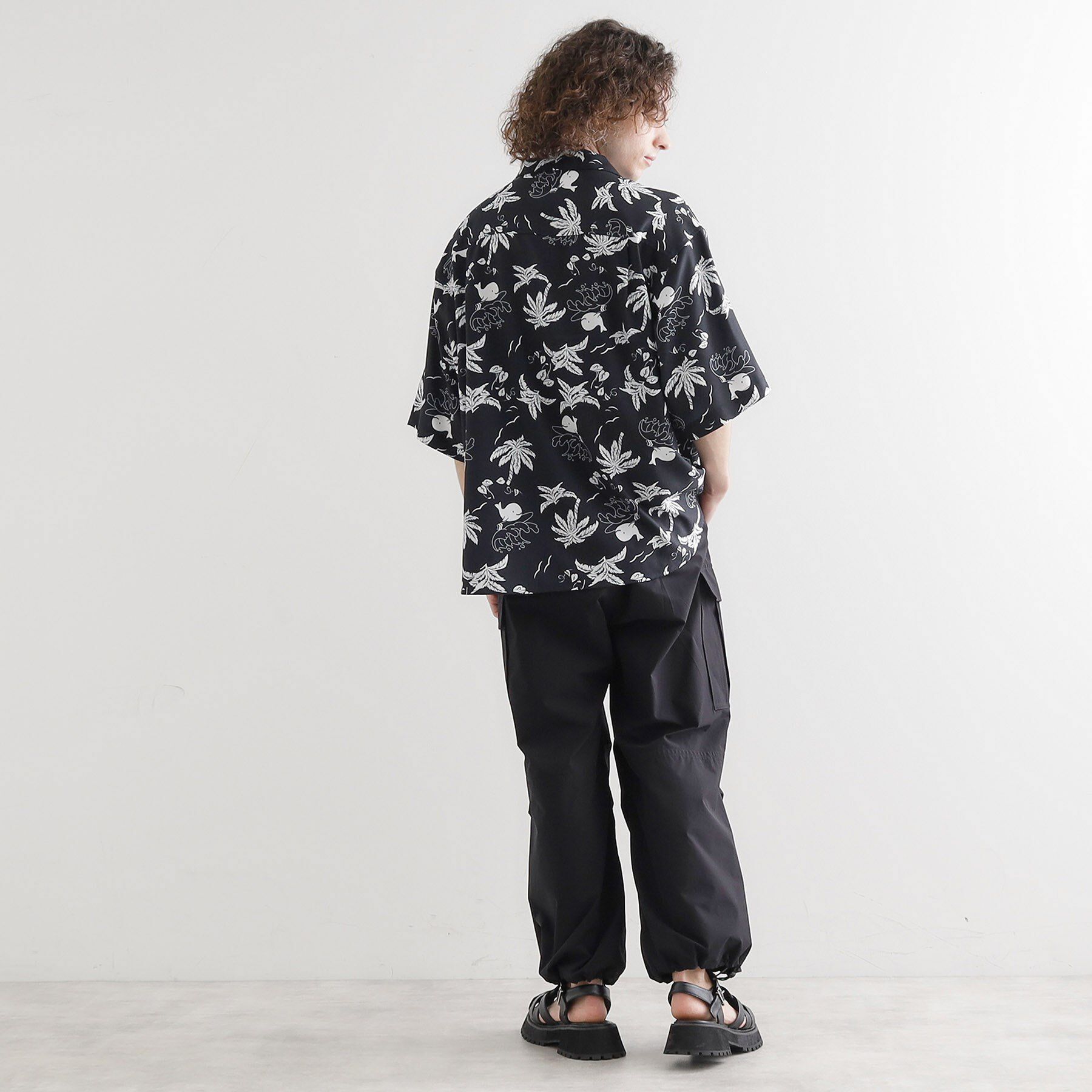 tk.TAKEO KIKUCHI「梨地クジラ柄オープンカラーシャツ」|シャツ・ブラウス|