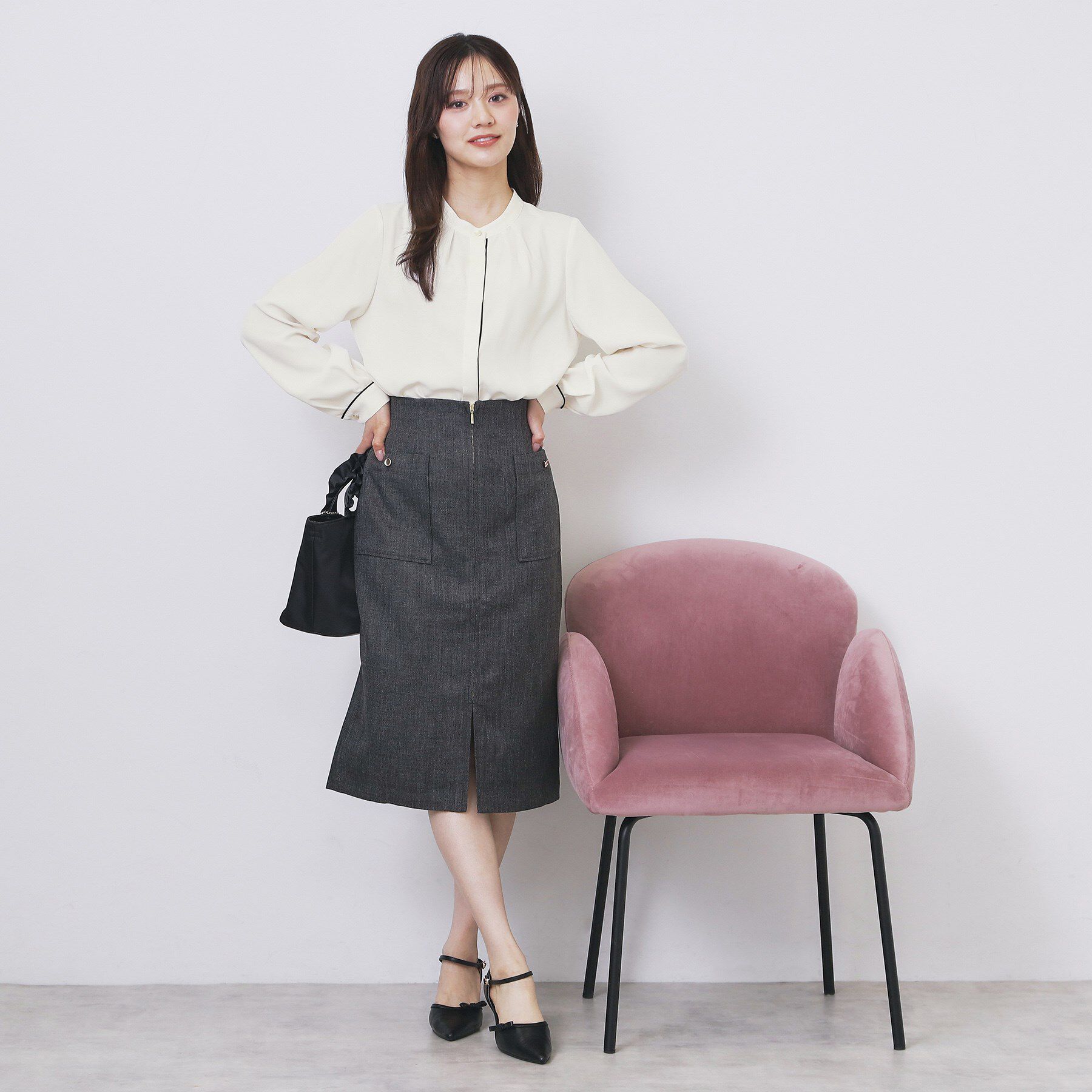 index「タックデザインバンドカラーブラウス【洗濯機OK】」|シャツ・ブラウス|